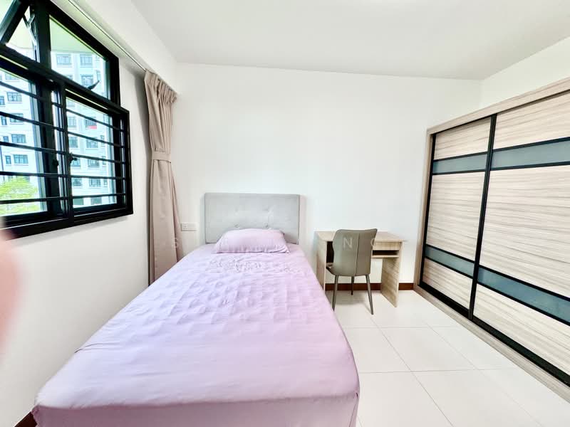 180C Boon Lay Drive, 180C Boon Lay Drive, Room Rental, 200 sqft, HDB Flat For Rent, by Stella Ng, 500230214 - Bedroom - PropertyGuru.com.sg