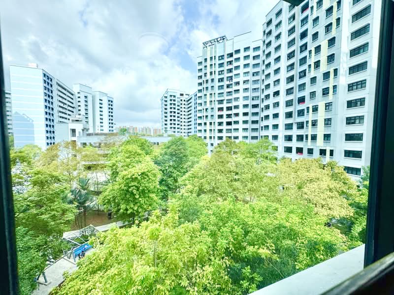 180C Boon Lay Drive, 180C Boon Lay Drive, Room Rental, 200 sqft, HDB Flat For Rent, by Stella Ng, 500230214 - Exterior - PropertyGuru.com.sg