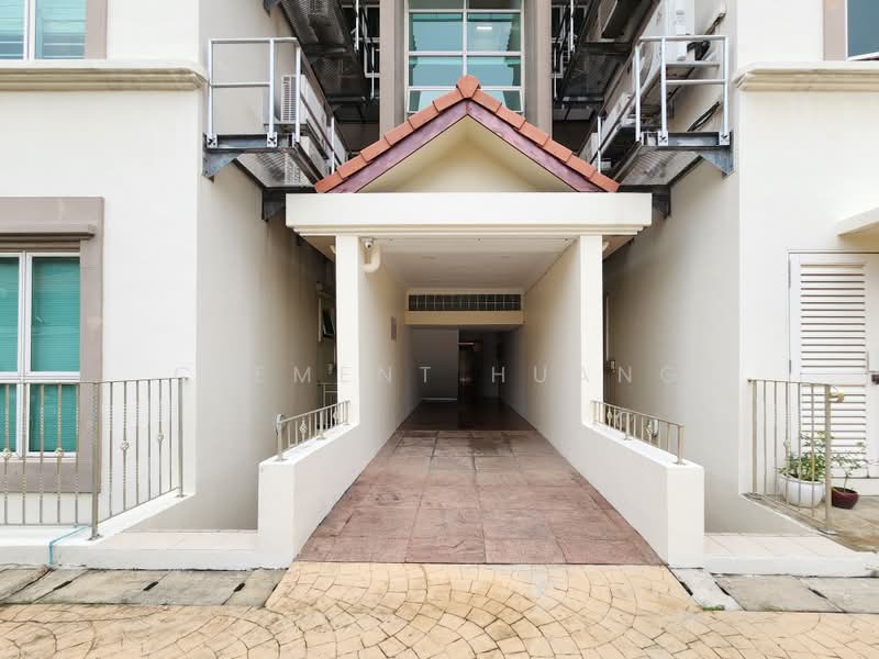Ground landed-feel apartment Kovan Jansen Spring Serangoon Hougang, Jansen Road, 3 Bedrooms, 1,109 sqft, Apartment For Sale, by Clement Huang, 500230222 - Exterior - PropertyGuru.com.sg