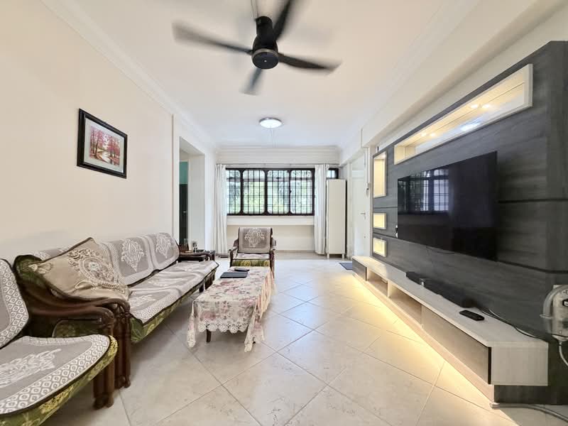 618 Woodlands Avenue 4, 618 Woodlands Avenue 4, 3 Bedrooms, 1,022 sqft, HDB Flat For Sale, by Baven Tan, 500230223 - Living Room - PropertyGuru.com.sg