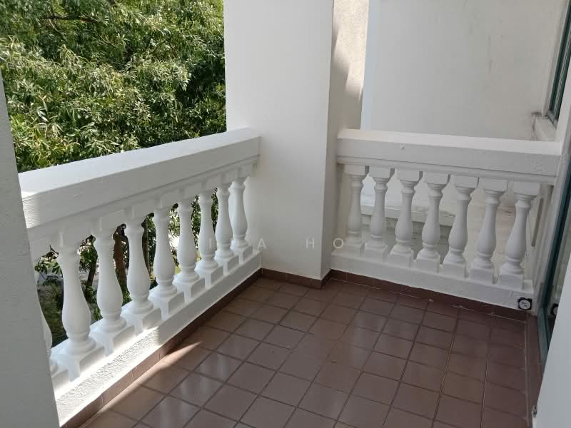 Stratford Court, 41A Bedok Ria Crescent, 3 Bedrooms, 1,259 sqft, Condominium For Sale, by Ida Ho, 500230232 - Balcony - PropertyGuru.com.sg