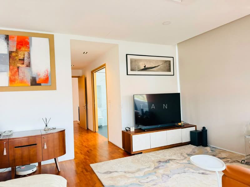 WELL RENOVATED SEMI D/ MOVE IN CONDITION, , 6 Bedrooms, 7,545 sqft, Semi-Detached House For Sale, by Alvin Tan, 500230239 - Living Room - PropertyGuru.com.sg