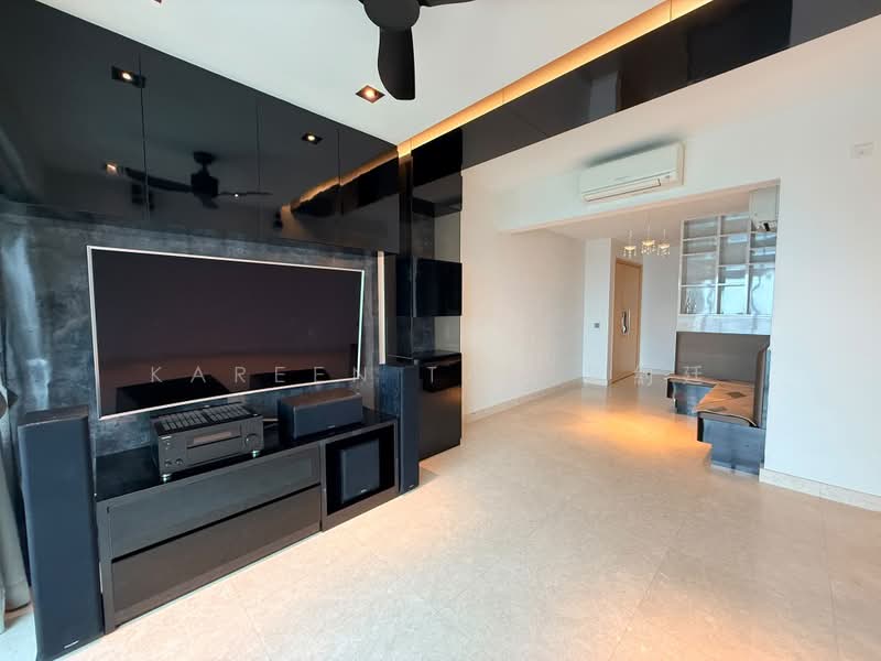 Eight Riversuites, 2 Whampoa East, 3 Bedrooms, 980 sqft, Condominium For Sale, by Kareen Tan 陳約廷, 500230244 - Living Room - PropertyGuru.com.sg