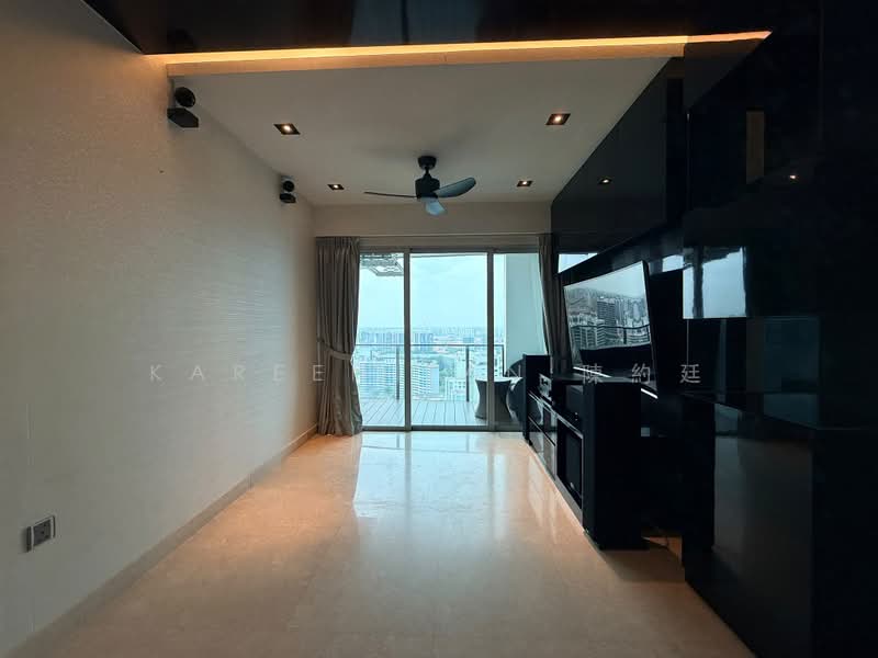 Eight Riversuites, 2 Whampoa East, 3 Bedrooms, 980 sqft, Condominium For Sale, by Kareen Tan 陳約廷, 500230244 - Living Room - PropertyGuru.com.sg