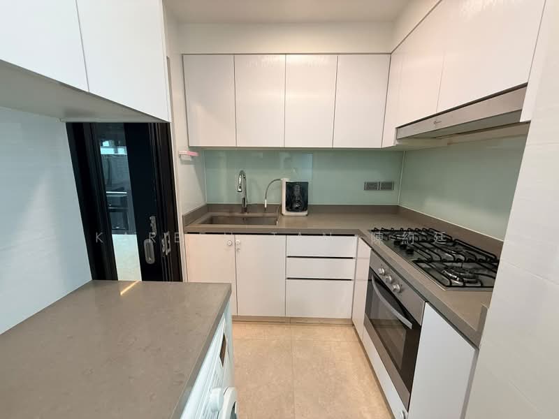 Eight Riversuites, 2 Whampoa East, 3 Bedrooms, 980 sqft, Condominium For Sale, by Kareen Tan 陳約廷, 500230244 - Kitchen - PropertyGuru.com.sg