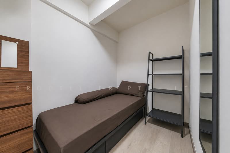 527 Jurong West Street 52, 527 Jurong West Street 52, 2 Bedrooms, 721 sqft, HDB Flat For Sale, by ADNIX LIU, 500230249 - Bedroom - PropertyGuru.com.sg