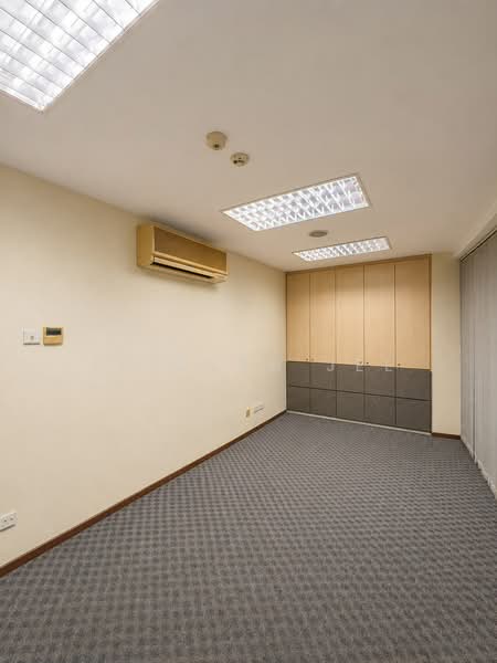 Warren Golf & CC, Choa Chu Kang Way, 715 sqft, Other Retail For Rent, by Ee Guan Jee, 500230264 - Small room 1 - CommercialGuru.com.sg