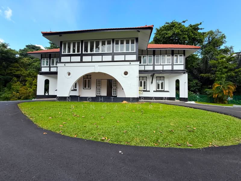 10 Mount Faber Road, Mount Faber Road, 4 Bedrooms, 4,955 sqft, Detached House For Rent, by YONG JIE LOON HERMAN, 500230269 - Colonial Style Exterior - PropertyGuru.com.sg