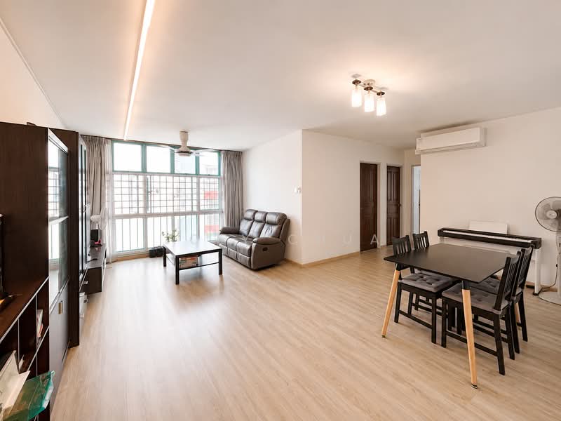 689F Woodlands Drive 75, 689F Woodlands Drive 75, 3 Bedrooms, 1,184 sqft, HDB Flat For Sale, by Joey Chua, 500230276 - Living & Dining - PropertyGuru.com.sg