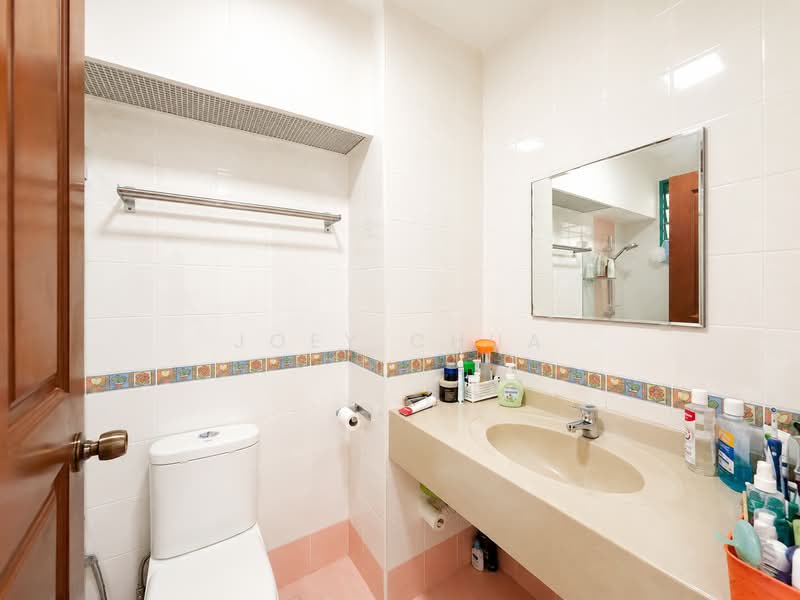 689F Woodlands Drive 75, 689F Woodlands Drive 75, 3 Bedrooms, 1,184 sqft, HDB Flat For Sale, by Joey Chua, 500230276 - Master Bathroom - PropertyGuru.com.sg