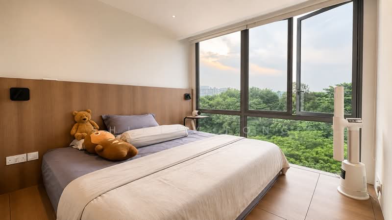 The Visionaire, 196 Canberra Drive, 3 Bedrooms, 1,012 sqft, Executive Condominium For Sale, by Shirley Fong, 500230278 - Master Bedroom - PropertyGuru.com.sg