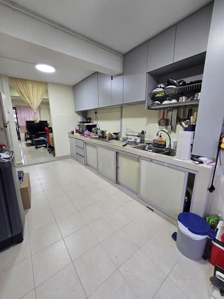 32 Telok Blangah Rise, 32 Telok Blangah Rise, 2 Bedrooms, 640 sqft, HDB Flat For Rent, by Liu Jianye, 500230282 - Kitchen - PropertyGuru.com.sg