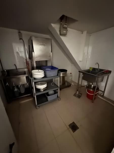 FOCH ROAD GROUND FLOOR F&B SPACE, Farrer Park / Serangoon Rd, 1,300 sqft, Shop / Shophouse For Rent, by Alexis Chia 谢慧丽, 500230291 - Kitchen - CommercialGuru.com.sg