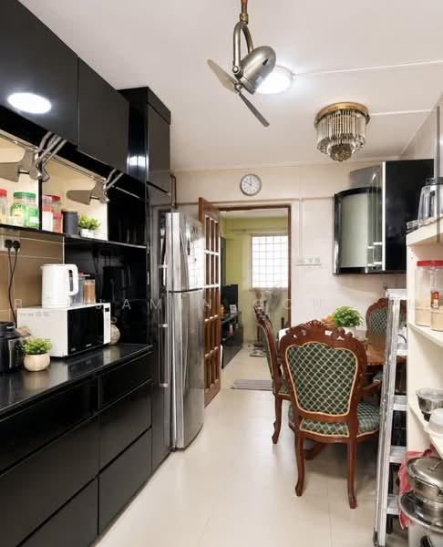 408 Yishun Avenue 6, 408 Yishun Avenue 6, 3 Bedrooms, 904 sqft, HDB Flat For Rent, by Benjamin Goh L H, 500230296 - Kitchen - PropertyGuru.com.sg