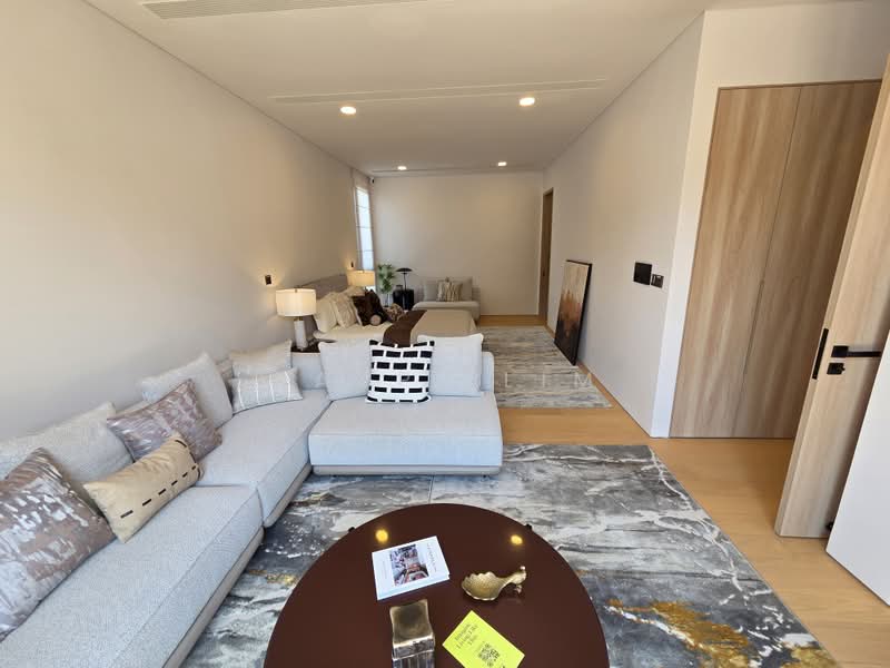 Brand New Landed for Sale! 1km to Top Schools!, Kheam Hock Road, Trevose Crescent, Merryn Road, University Road, Berrima Road, 6 Bedrooms, 7,898 sqft, Corner Terrace For Sale, by Cappi Lim, 500230303 - Living Room - PropertyGuru.com.sg