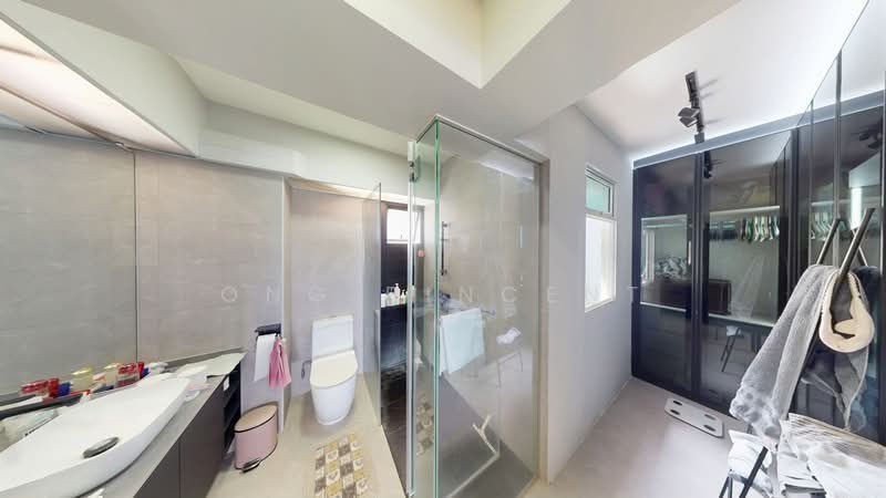 8A Upper Boon Keng Road, 8A Upper Boon Keng Road, 3 Bedrooms, 1,055 sqft, HDB Flat For Sale, by Ong Bincent, 500230313 - Bathroom - PropertyGuru.com.sg