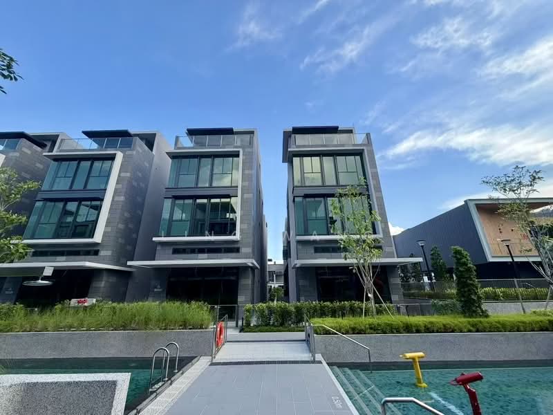 Belgravia Ace, 379 Belgravia Drive, 6 Bedrooms, 4,370 sqft, Semi-Detached House For Sale, by LING WANG, 500230322 - Exterior - PropertyGuru.com.sg