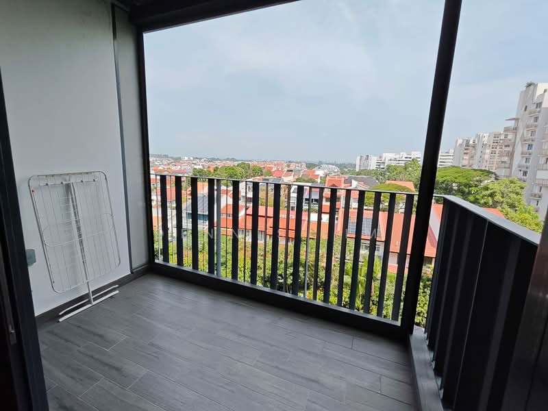 Grandeur Park Residences, 9 Bedok South Avenue 3, 2 Bedrooms, 560 sqft, Condominium For Sale, by Dennis Lim, 500230325 - Balcony - PropertyGuru.com.sg