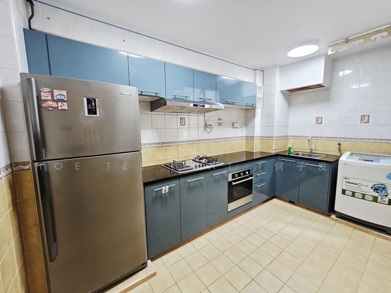 630 Senja Road, 630 Senja Road, 3 Bedrooms, 1,184 sqft, HDB Flat For Sale, by Hoe Tze Huat (何子发), 500230330 - Kitchen - PropertyGuru.com.sg