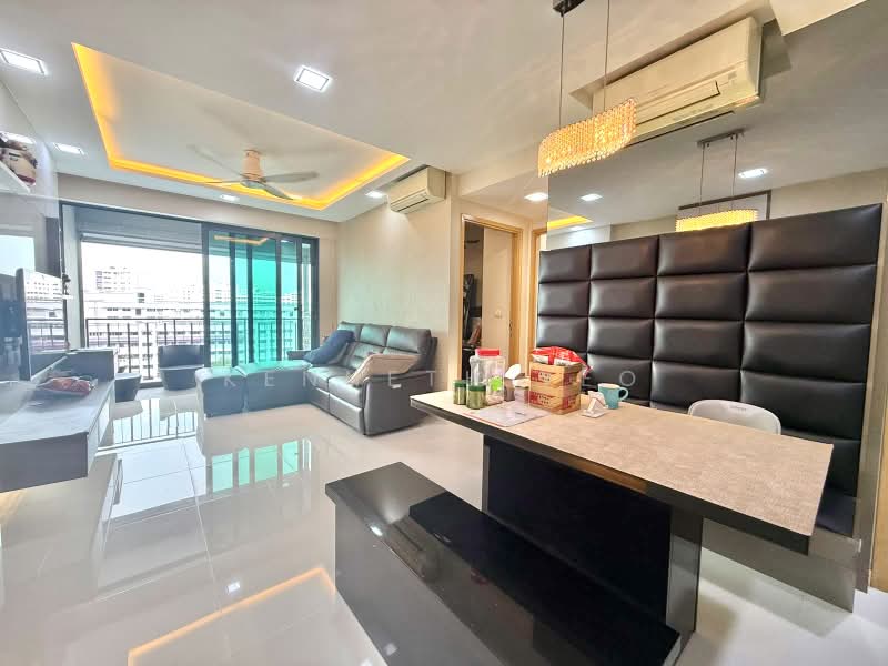 Esparina Residences, 121 Compassvale Bow, 2 Bedrooms, 829 sqft, Executive Condominium For Sale, by Kenneth Yeo, 500230335 - Living Room - PropertyGuru.com.sg