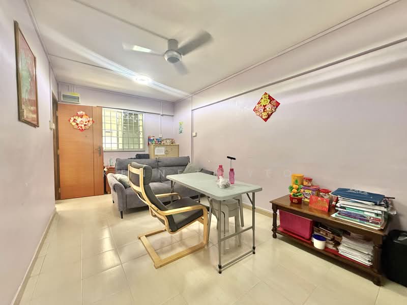 103 Bedok Reservoir Road, 103 Bedok Reservoir Road, 2 Bedrooms, 721 sqft, HDB Flat For Sale, by Kenneth Yeo, 500230339 - Living Room - PropertyGuru.com.sg