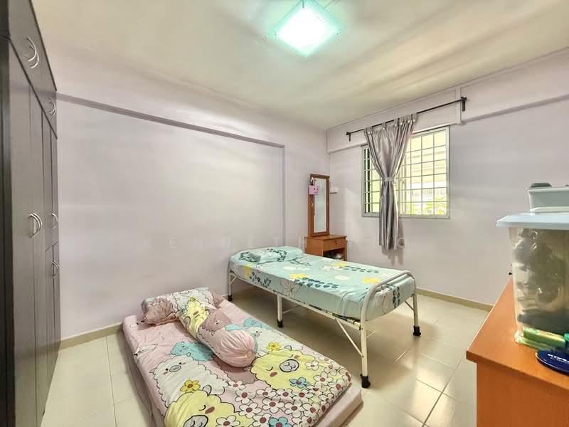 103 Bedok Reservoir Road, 103 Bedok Reservoir Road, 2 Bedrooms, 721 sqft, HDB Flat For Sale, by Kenneth Yeo, 500230339 - Bedroom - PropertyGuru.com.sg