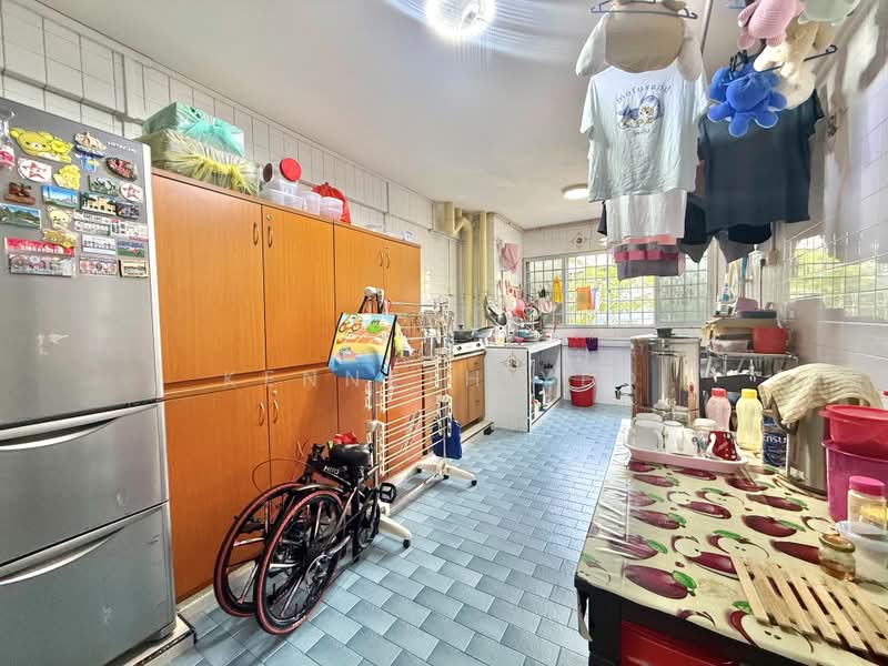 103 Bedok Reservoir Road, 103 Bedok Reservoir Road, 2 Bedrooms, 721 sqft, HDB Flat For Sale, by Kenneth Yeo, 500230339 - Kitchen - PropertyGuru.com.sg