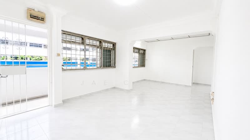 627 Woodlands Avenue 6, 627 Woodlands Avenue 6, 3 Bedrooms, 969 sqft, HDB Flat For Sale, by Jae Chin, 500230341 - Living Room - PropertyGuru.com.sg
