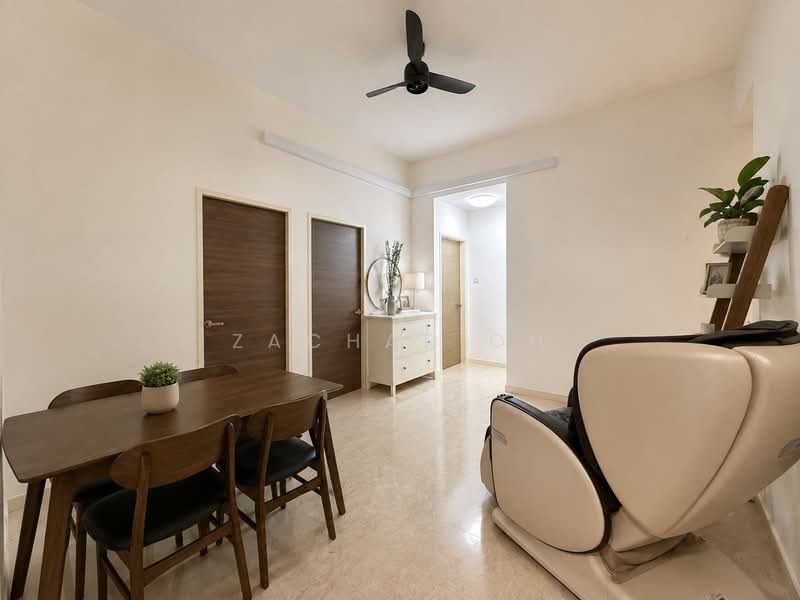 Laguna 88, 44 Eastwood Road, 3 Bedrooms, 1,184 sqft, Condominium For Sale, by Zachar Oh, 500230347 - Dining Room - PropertyGuru.com.sg
