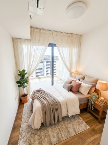 The Lakefront Residences, 42 Lakeside Drive, 4 Bedrooms, 2,422 sqft, Condominium For Sale, by Adrian Yang, 500230351 - Bedroom - PropertyGuru.com.sg