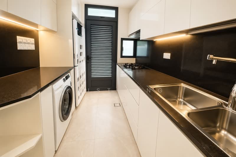 Belgravia Ace, 100 Belgravia Drive, 5 Bedrooms, 4,370 sqft, Semi-Detached House For Sale, by Kristle Ng, 500230359 - Kitchen - PropertyGuru.com.sg