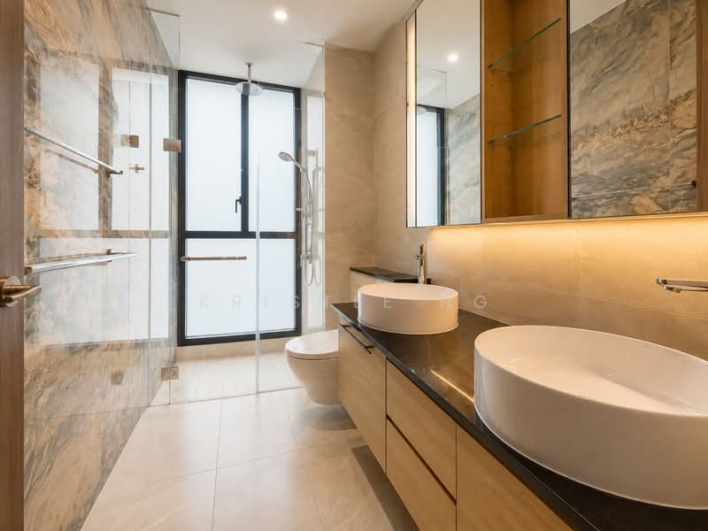 Belgravia Ace, 100 Belgravia Drive, 5 Bedrooms, 4,370 sqft, Semi-Detached House For Sale, by Kristle Ng, 500230359 - Bathroom - PropertyGuru.com.sg