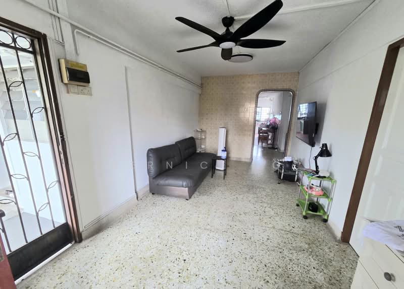 201 Ang Mo Kio Avenue 3, 201 Ang Mo Kio Avenue 3, 3 Bedrooms, 872 sqft, HDB Flat For Rent, by Bernice Ho, 500230365 - Living Room - PropertyGuru.com.sg