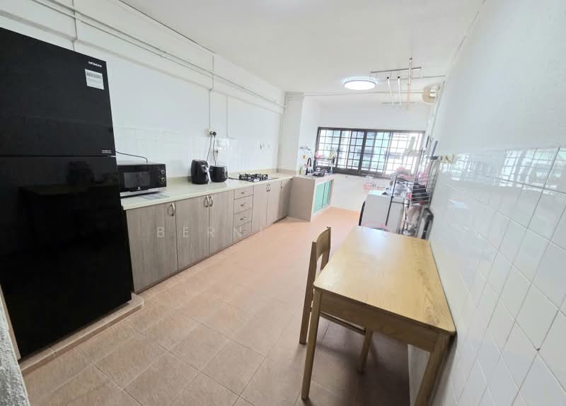 201 Ang Mo Kio Avenue 3, 201 Ang Mo Kio Avenue 3, 3 Bedrooms, 872 sqft, HDB Flat For Rent, by Bernice Ho, 500230365 - Kitchen - PropertyGuru.com.sg