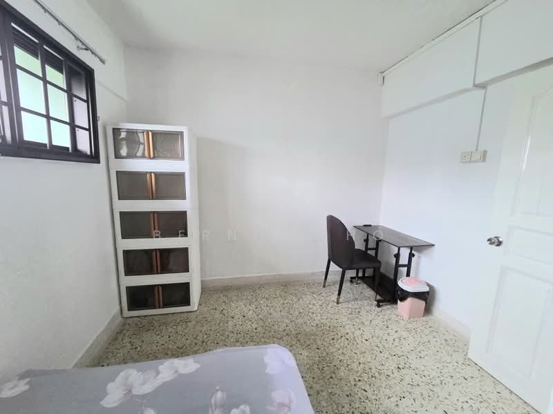 201 Ang Mo Kio Avenue 3, 201 Ang Mo Kio Avenue 3, 3 Bedrooms, 872 sqft, HDB Flat For Rent, by Bernice Ho, 500230365 - Bedroom - PropertyGuru.com.sg
