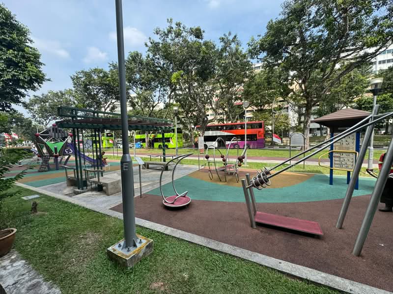 684 hougang avenue 8, 684 Hougang Avenue 8, 350 sqft, Shop / Shophouse For Rent, by Chen Yang 陈洋, 500230373 - Exterior - CommercialGuru.com.sg