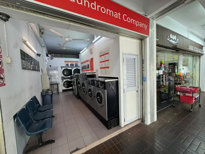 684 hougang avenue 8, 684 Hougang Avenue 8, 350 sqft, Shop / Shophouse For Rent, by Chen Yang 陈洋, 500230373 - Exterior - CommercialGuru.com.sg