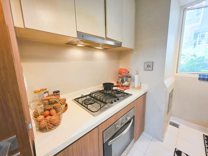 Watercolours, 25 Pasir Ris Link, 3 Bedrooms, 1,206 sqft, Executive Condominium For Sale, by Rozi Faith Naser, 500230374 - Kitchen - PropertyGuru.com.sg