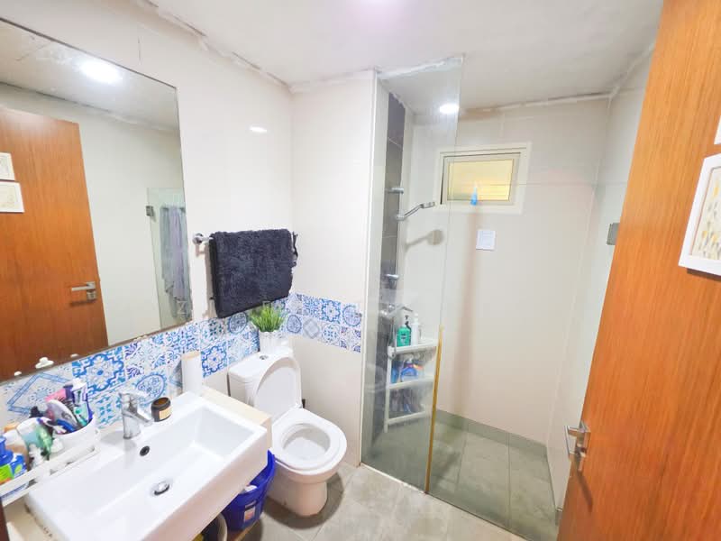 Watercolours, 25 Pasir Ris Link, 3 Bedrooms, 1,206 sqft, Executive Condominium For Sale, by Rozi Faith Naser, 500230374 - Bath 1 - PropertyGuru.com.sg
