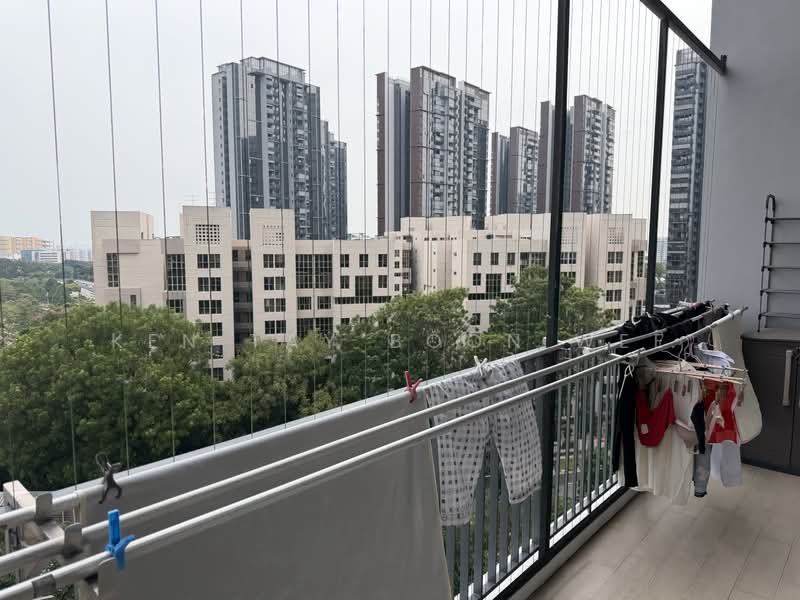 The Trilinq, Jalan Lempeng, 4 Bedrooms, 1,518 sqft, Condominium For Sale, by Ken Tay Boon Wee, 500230377 - Balcony - PropertyGuru.com.sg