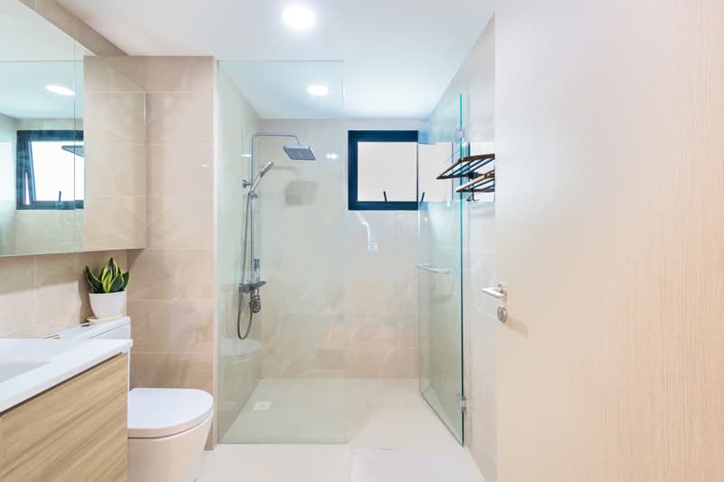 Treasure at Tampines, 57 Tampines Lane, 4 Bedrooms, 1,345 sqft, Condominium For Sale, by Patrick Tan, 500230379 - Bathroom - PropertyGuru.com.sg