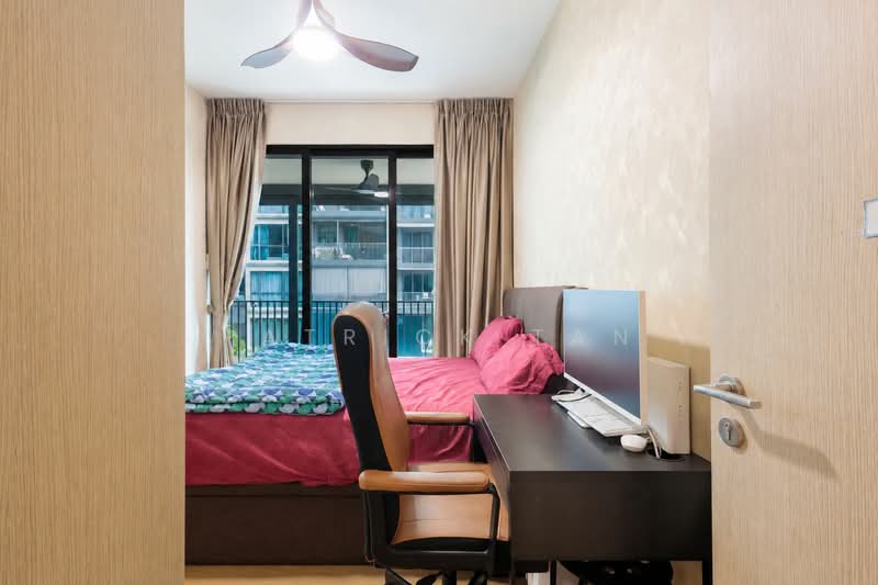 Treasure at Tampines, 57 Tampines Lane, 4 Bedrooms, 1,345 sqft, Condominium For Sale, by Patrick Tan, 500230379 - Bedroom - PropertyGuru.com.sg