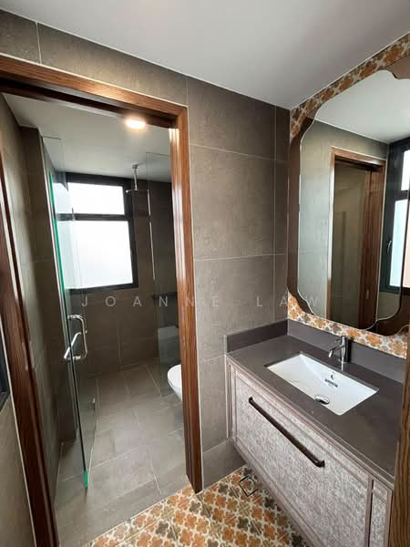 Straits at Joo Chiat, Joo Chiat Pl, 3 Bedrooms, 1,044 sqft, Condominium For Rent, by Joanne Law, 500230380 - Bathroom - PropertyGuru.com.sg