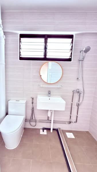 567 Pasir Ris Street 51, 567 Pasir Ris Street 51, Room Rental, 180 sqft, HDB Flat For Rent, by Lean Cheong, 500230391 - Bathroom - PropertyGuru.com.sg