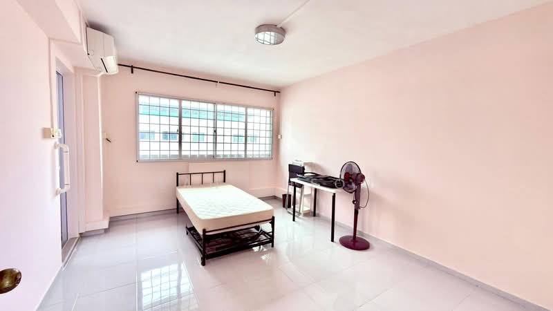567 Pasir Ris Street 51, 567 Pasir Ris Street 51, Room Rental, 180 sqft, HDB Flat For Rent, by Lean Cheong, 500230391 - Bedroom - PropertyGuru.com.sg