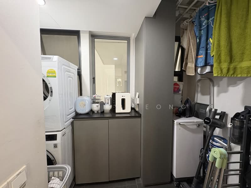 Blossom Residences, 30 Segar Road, 3 Bedrooms, 1,109 sqft, Executive Condominium For Sale, by Sherry Leong, 500230396 - Store cum yard - PropertyGuru.com.sg