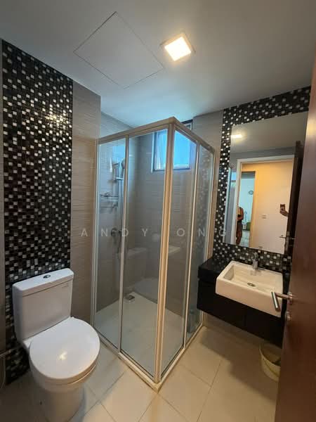Rezi 3Two, 48 Lorong 32 Geylang, 3 Bedrooms, 969 sqft, Apartment For Sale, by Andy Ong, 500230402 - Bathroom - PropertyGuru.com.sg