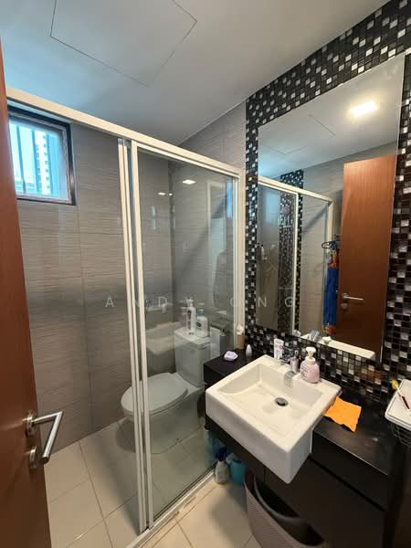 Rezi 3Two, 48 Lorong 32 Geylang, 3 Bedrooms, 969 sqft, Apartment For Sale, by Andy Ong, 500230402 - Bathroom - PropertyGuru.com.sg