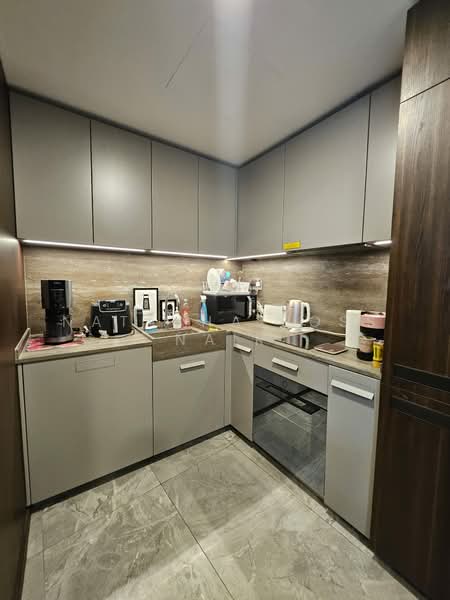 One Pearl Bank, 1 Pearl Bank, 2 Bedrooms, 700 sqft, Condominium For Rent, by Natasha Ross Nair, 500230406 - Kitchen - PropertyGuru.com.sg