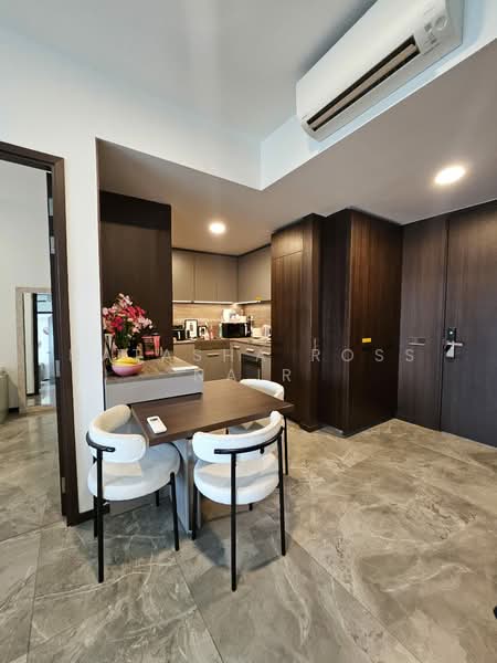 One Pearl Bank, 1 Pearl Bank, 2 Bedrooms, 700 sqft, Condominium For Rent, by Natasha Ross Nair, 500230406 - Kitchen - PropertyGuru.com.sg